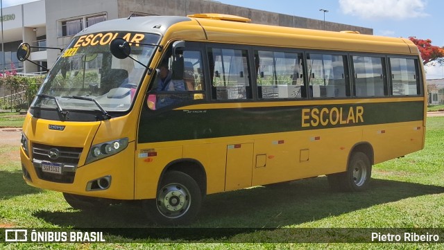 Escolares 009 na cidade de Brazlândia, Distrito Federal, Brasil, por Pietro Ribeiro. ID da foto: 11573136.