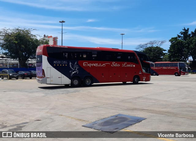 Expresso São Luiz 7900 na cidade de Goiânia, Goiás, Brasil, por Vicente Barbosa. Número da foto: #11576005.