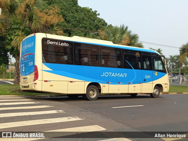Jotamar Comércio de Peças e Transportes Rodoviários 509 na cidade de Paulínia, São Paulo, Brasil, por Allan Henrique. Número da foto: #11575905.