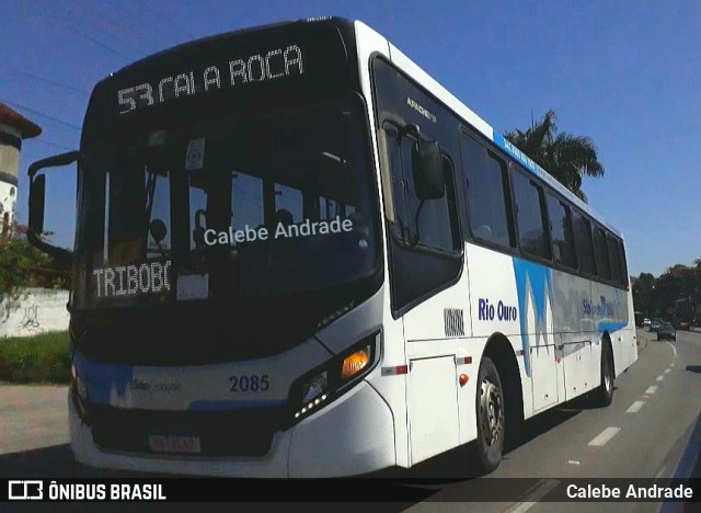 Viação Rio Ouro 2.085 na cidade de São Gonçalo, Rio de Janeiro, Brasil, por Calebe Andrade. Número da foto: #11574102.