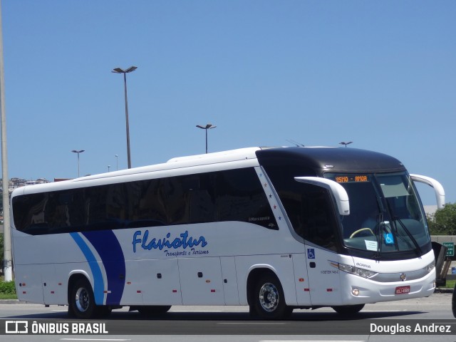 Transporte Coletivo e Escolar Flaviotur 4989 na cidade de Florianópolis, Santa Catarina, Brasil, por Douglas Andrez. ID da foto: 11577343.