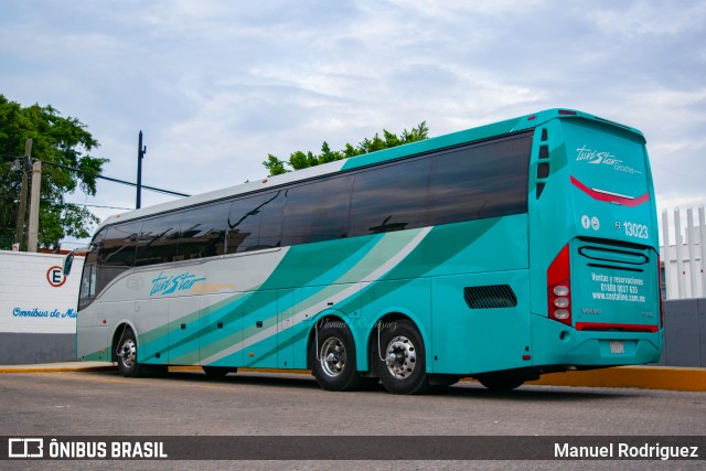 Turistar 13023 na cidade de León, Guanajuato, México, por Manuel Rodriguez. Número da foto: #11576542.