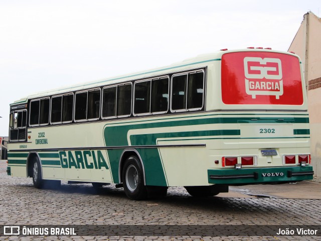 Ônibus Particulares 2302 na cidade de Londrina, Paraná, Brasil, por João Victor. ID da foto: 11578123.