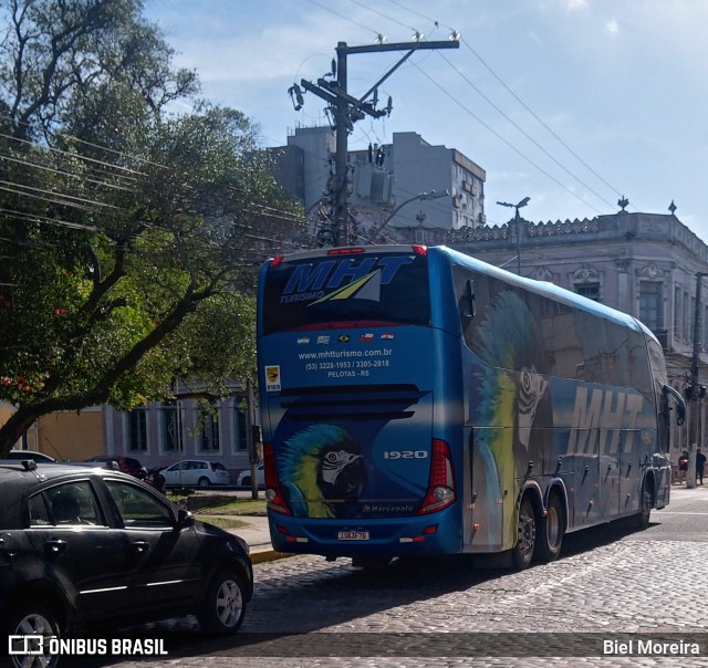 MHT Turismo 1920 na cidade de Rio Grande, Rio Grande do Sul, Brasil, por Biel Moreira. Número da foto: #11578819.