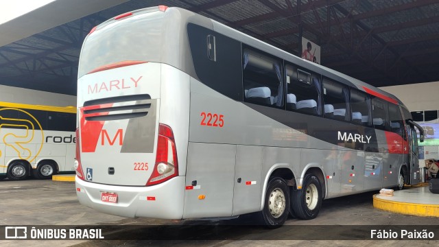 Expresso Marly 2225 na cidade de Goiânia, Goiás, Brasil, por Fábio Paixão. Número da foto: #11579104.