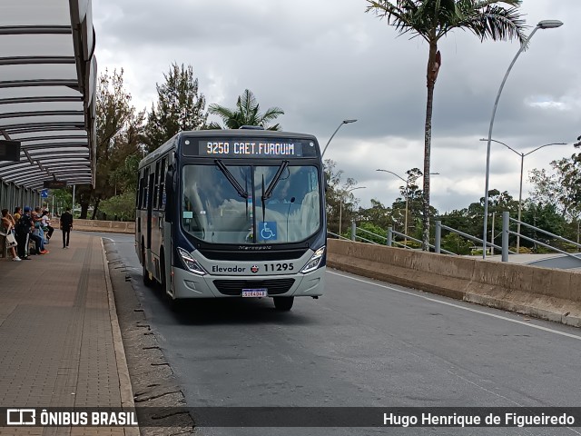 Milênio Transportes 11295 na cidade de Belo Horizonte, Minas Gerais, Brasil, por Hugo Henrique de Figueiredo. Número da foto: #11506843.
