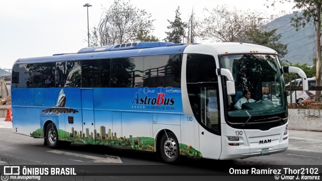 AstroBus 130 na cidade de Gustavo A. Madero, Ciudad de México, México, por Omar Ramírez Thor2102. ID da foto: 11505298.