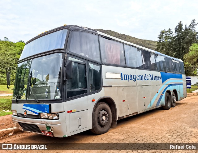 Ônibus Particulares 4415 na cidade de Congonhas, Minas Gerais, Brasil, por Rafael Cota. Número da foto: #11506730.