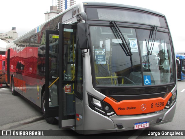 TRANSPPASS - Transporte de Passageiros 8 1586 na cidade de Barueri, São Paulo, Brasil, por Jorge Gonçalves. ID da foto: 11505538.