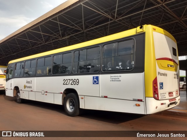 Viação Pioneira 227269 na cidade de Brasília, Distrito Federal, Brasil, por Émerson Jesus Santos. Número da foto: #11585979.