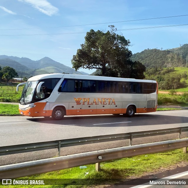 Planeta Transportes Rodoviários 2111 na cidade de Guarapari, Espírito Santo, Brasil, por Marcos Demetrio. ID da foto: 11585231.