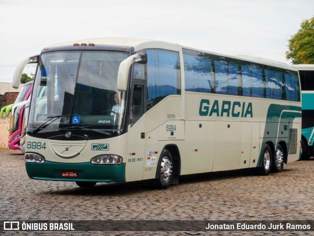 Viação Garcia 6984 na cidade de Londrina, Paraná, Brasil, por Jonatan Eduardo Jurk Ramos. ID da foto: 11509162.