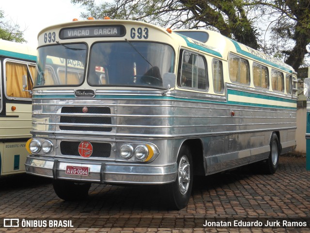 Viação Garcia G93 na cidade de Londrina, Paraná, Brasil, por Jonatan Eduardo Jurk Ramos. ID da foto: 11509173.