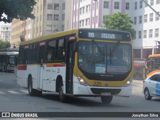 Empresa Metropolitana 220 na cidade de Recife, Pernambuco, Brasil, por Jonathan Silva. ID da foto: 11508726.