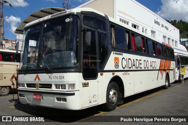 Viação Cidade do Aço RJ 174.024 na cidade de Barra do Piraí, Rio de Janeiro, Brasil, por Paulo Henrique Pereira Borges. Número da foto: #11513677.