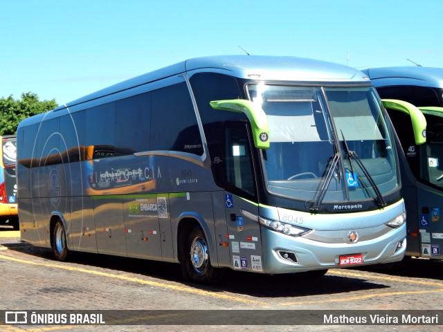 Viação Garcia 8045 na cidade de Londrina, Paraná, Brasil, por Matheus Vieira Mortari. Número da foto: #11512168.