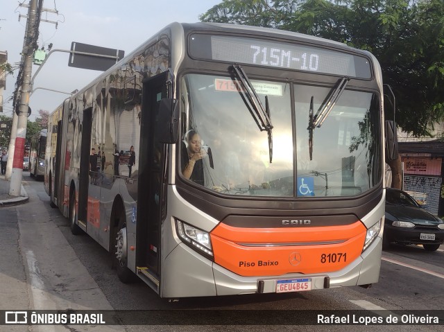 TRANSPPASS - Transporte de Passageiros 8 1071 na cidade de São Paulo, São Paulo, Brasil, por Rafael Lopes de Oliveira. Número da foto: #11512074.