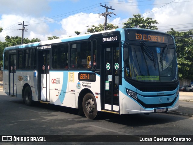 Rota Sol > Vega Transporte Urbano 35272 na cidade de Fortaleza, Ceará, Brasil, por Lucas Caetano. Número da foto: #11512361.