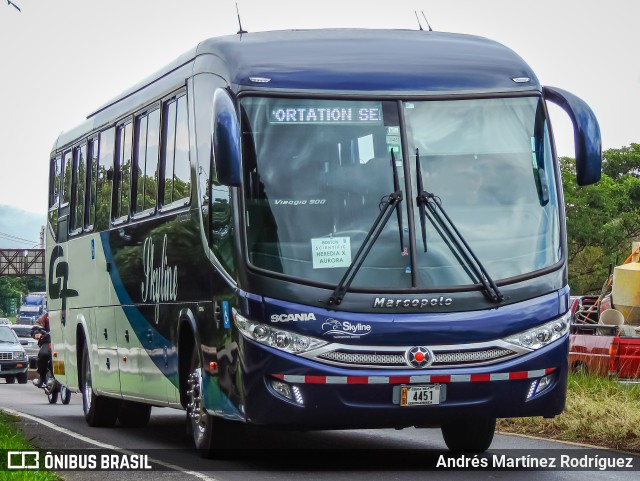 Transportes Skyline 00 na cidade de Alajuela, Alajuela, Costa Rica, por Andrés Martínez Rodríguez. Número da foto: #11515329.