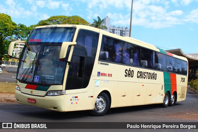 Empresa São Cristóvão 750 na cidade de Uberlândia, Minas Gerais, Brasil, por Paulo Henrique Pereira Borges. Número da foto: #11515588.