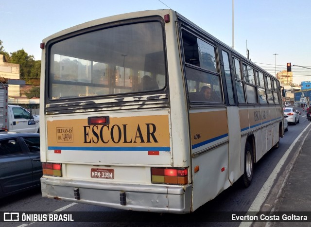 Lua Azul Transportes e Serviços 4004 na cidade de Cariacica, Espírito Santo, Brasil, por Everton Costa Goltara. Número da foto: #11518532.