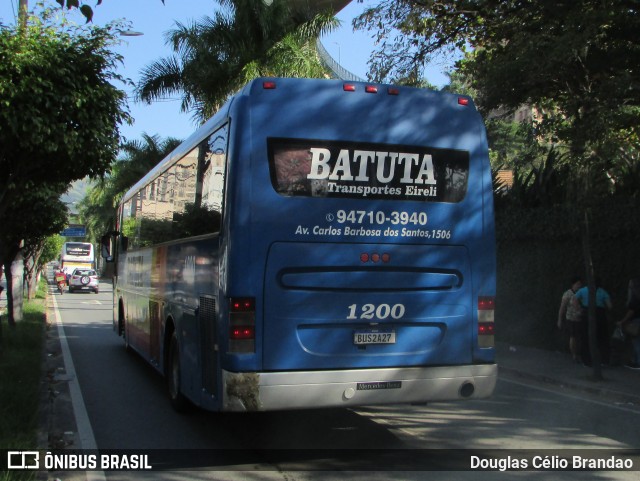 Batuta 1200 na cidade de Aparecida, São Paulo, Brasil, por Douglas Célio Brandao. ID da foto: 11518321.