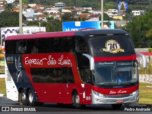 Expresso São Luiz 8010 na cidade de Taguatinga, Distrito Federal, Brasil, por Pedro Andrade. Número da foto: #11518574.