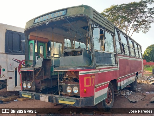 Autobuses sin identificación - Paraguai 07 na cidade de San Lorenzo, Central, Paraguai, por José Paredes. ID da foto: 11520197.