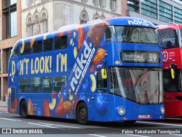 Arriva LT982 na cidade de London, Greater London, Inglaterra, por Fábio Takahashi Tanniguchi. Número da foto: #11521279.