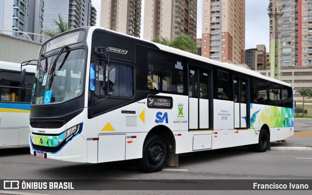 Viação Guaianazes 01 121 na cidade de Barueri, São Paulo, Brasil, por Francisco Ivano. Número da foto: #11521404.