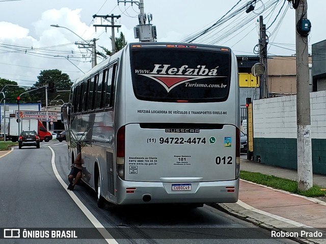 Hefzibá Transportes 012 na cidade de São José dos Campos, São Paulo, Brasil, por Robson Prado. ID da foto: 11521390.