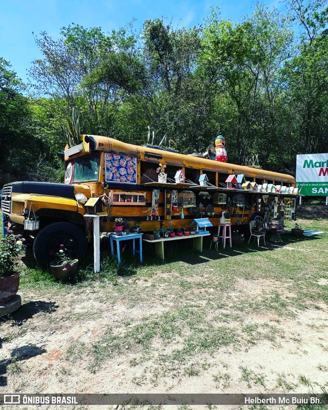 Ônibus Particulares  na cidade de Santa Luzia, Minas Gerais, Brasil, por Helberth Mc Buiu Bh. . ID da foto: 11523218.