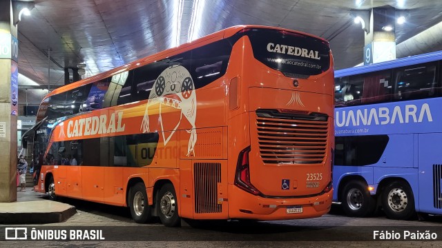 Catedral Turismo 23525 na cidade de Uberlândia, Minas Gerais, Brasil, por Fábio Paixão. Número da foto: #11522472.