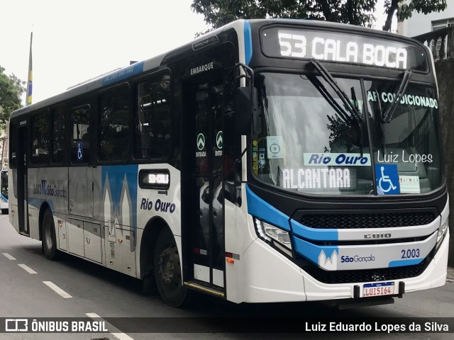Viação Rio Ouro 2.003 na cidade de São Gonçalo, Rio de Janeiro, Brasil, por Luiz Eduardo Lopes da Silva. Número da foto: #11523815.