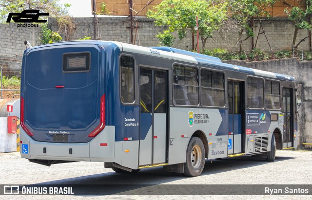 São Cristóvão Transportes  na cidade de Belo Horizonte, Minas Gerais, Brasil, por Ryan Santos. ID da foto: 11588454.