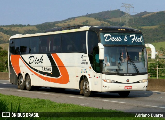 Dick Turismo 6517 na cidade de Roseira, São Paulo, Brasil, por Adriano Duarte. Número da foto: #11589182.