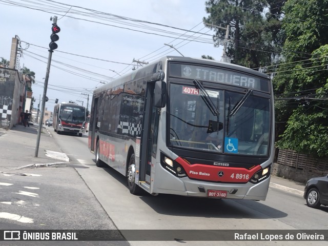 Express Transportes Urbanos Ltda 4 8916 na cidade de São Paulo, São Paulo, Brasil, por Rafael Lopes de Oliveira. ID da foto: 11622261.