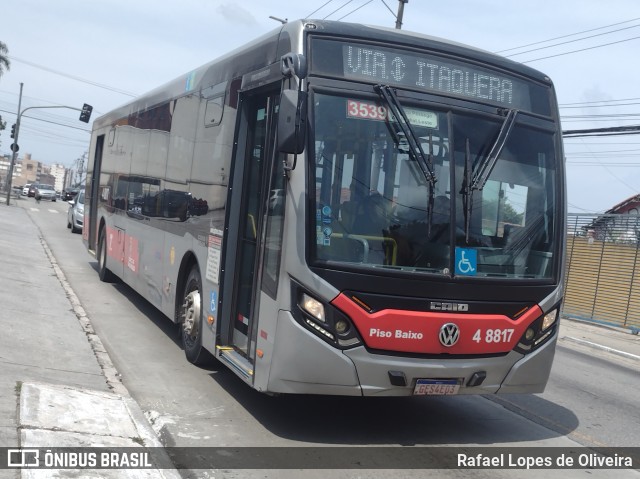 Express Transportes Urbanos Ltda 4 8817 na cidade de São Paulo, São Paulo, Brasil, por Rafael Lopes de Oliveira. ID da foto: 11622289.