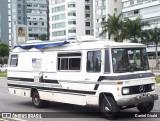 Motorhomes 864 na cidade de Florianópolis, Santa Catarina, Brasil, por Daniel Girald. Número da foto: #11621839.