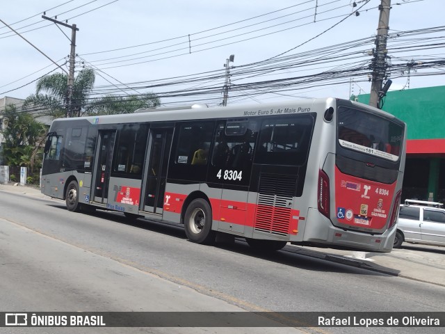 Express Transportes Urbanos Ltda 4 8304 na cidade de São Paulo, São Paulo, Brasil, por Rafael Lopes de Oliveira. ID da foto: 11624557.