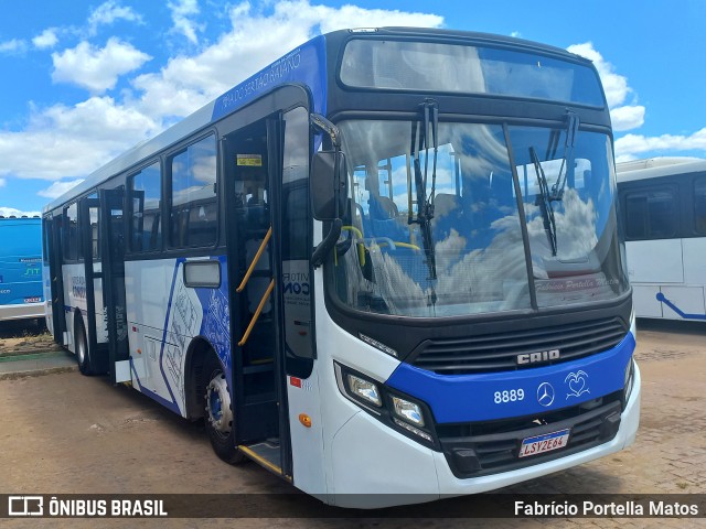 ATT - Atlântico Transportes e Turismo - Vitória da Conquista 8889 na cidade de Vitória da Conquista, Bahia, Brasil, por Fabrício Portella Matos. Número da foto: #11623373.