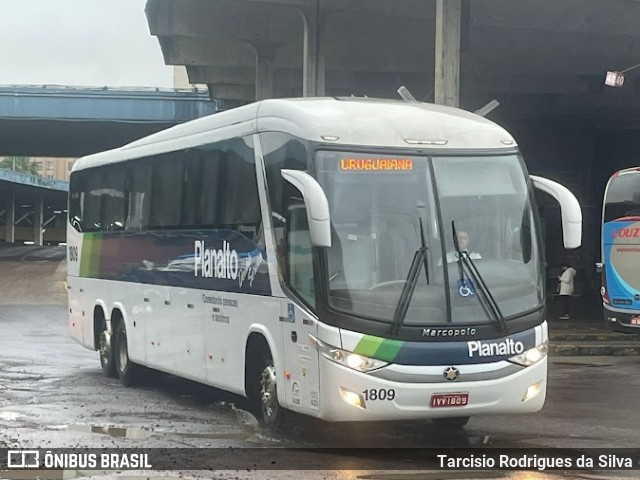 Planalto Transportes 1809 na cidade de Porto Alegre, Rio Grande do Sul, Brasil, por Tarcisio Rodrigues da Silva. ID da foto: 11627601.