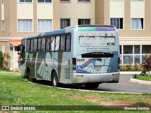 Escala Locadora 2229 na cidade de Samambaia, Distrito Federal, Brasil, por Brenno Santos. ID da foto: 11627711.