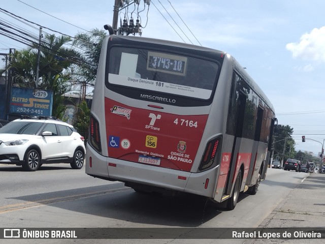 Pêssego Transportes 4 7164 na cidade de São Paulo, São Paulo, Brasil, por Rafael Lopes de Oliveira. Número da foto: #11626504.