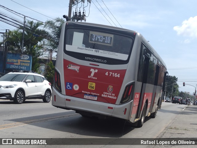 Pêssego Transportes 4 7164 na cidade de São Paulo, São Paulo, Brasil, por Rafael Lopes de Oliveira. ID da foto: 11626504.