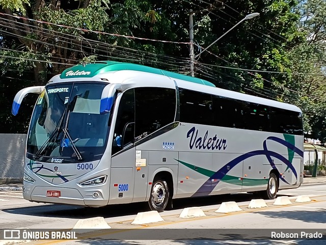 Valetur Transportes Locação e Turismo 5000 na cidade de São José dos Campos, São Paulo, Brasil, por Robson Prado. ID da foto: 11627263.