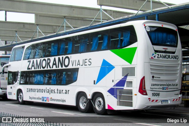 Zamorano Viajes 1006 na cidade de Florianópolis, Santa Catarina, Brasil, por Diego Lip. Número da foto: #11633178.
