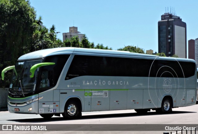 Viação Garcia 8195 na cidade de Curitiba, Paraná, Brasil, por Claudio Cesar. Número da foto: #11633891.