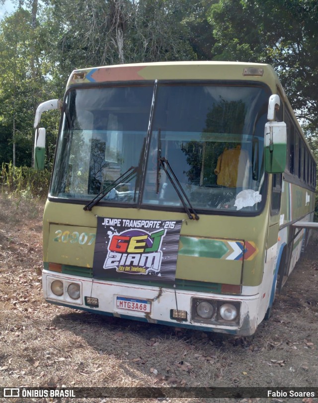 Ônibus Particulares 20907 na cidade de Nova Timboteua, Pará, Brasil, por Fabio Soares. ID da foto: 11634937.