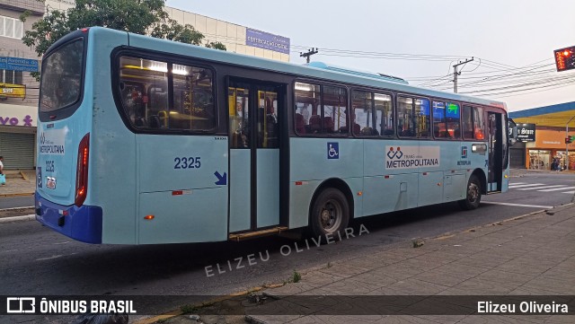 TM - Transversal Metropolitana 2325 na cidade de Alvorada, Rio Grande do Sul, Brasil, por Elizeu Oliveira. Número da foto: #11634023.